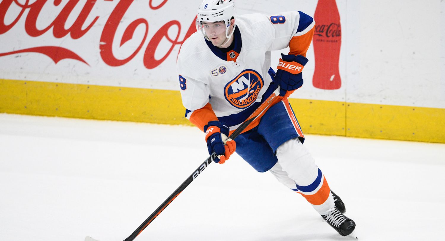 Noah Dobson im Trikot der New York Islanders.