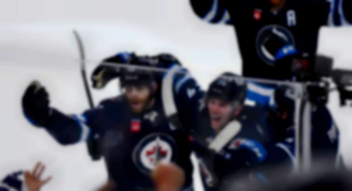 Die Winnipeg Jets ziehen nach einem 96 Minuten-Drama in die nächste Runde ein.